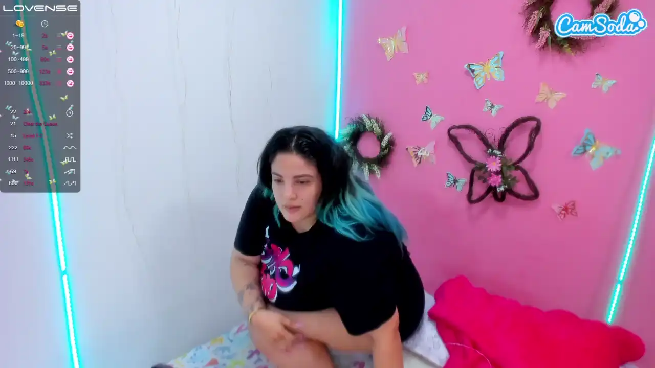 Makenziie – [Camsoda] Domi Sweet Model Role-play – 2026-04-23 04:06:07