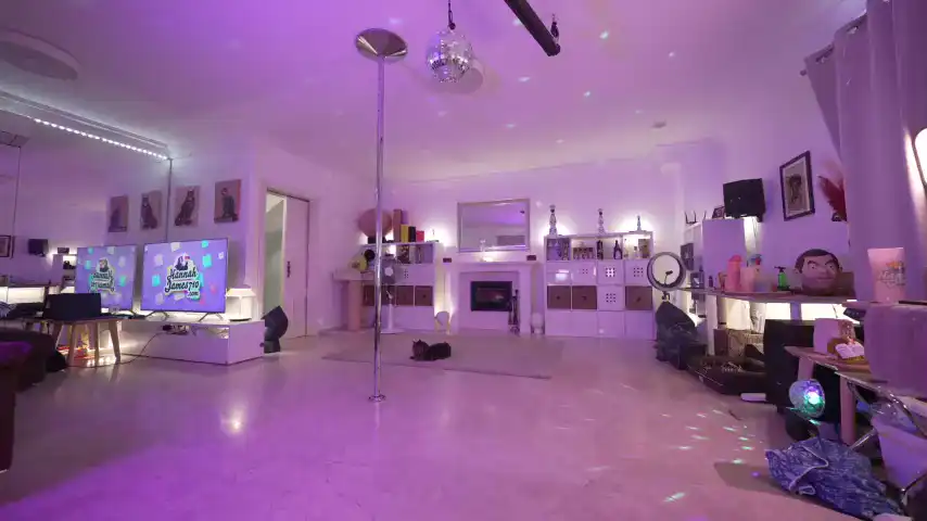 Hannahjames710 – [Chaturbate] Naughty Record Cam Show – 2026-04-19 07:52:04