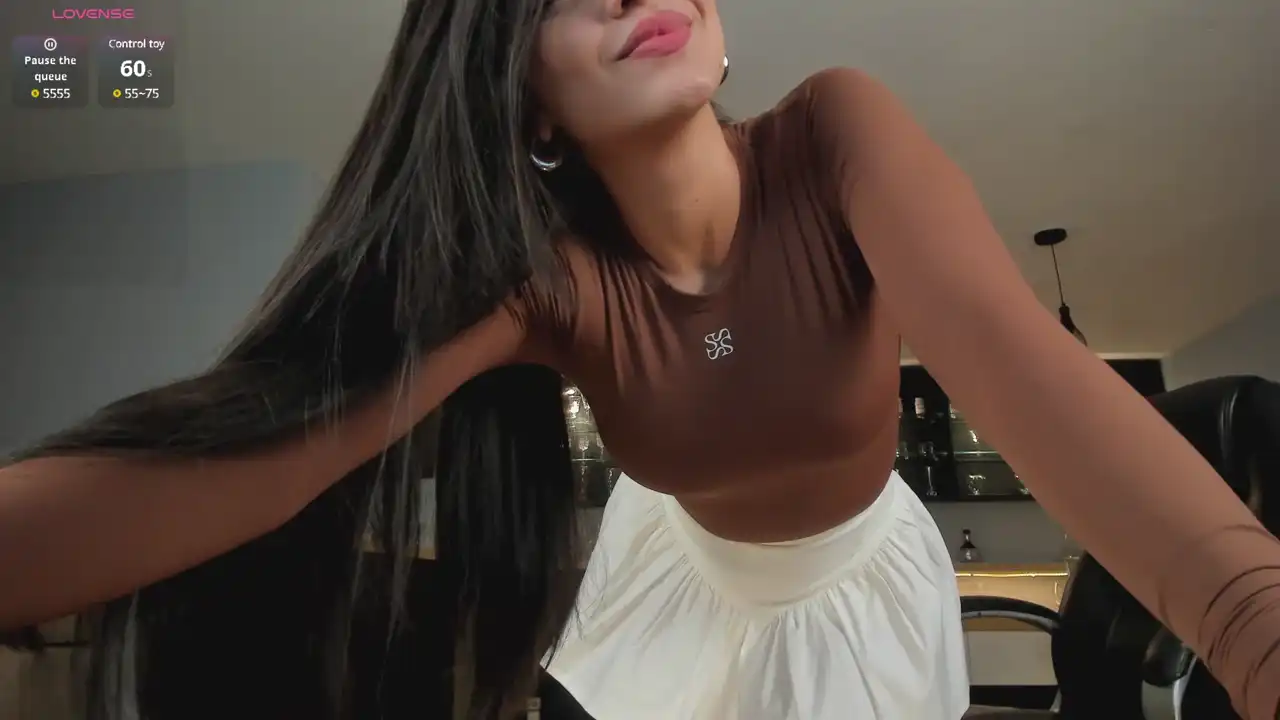 Roxannehill_ – [Stripchat] Lovely Ticket Show Cam Clip – 2026-03-06 22:03:08