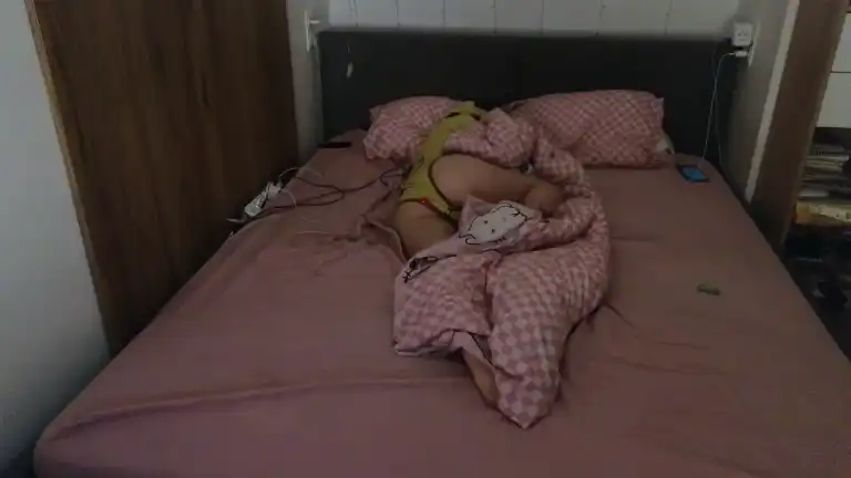 Cloudiex33 – [Streamate] Sexy Girl Stunning Gets Lucky – 2026-05-17 18:01:10