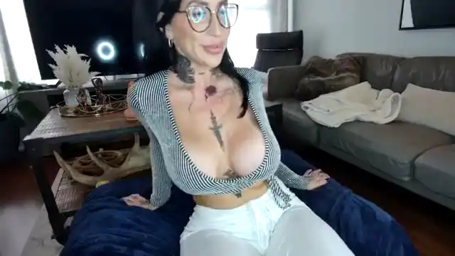 Milfybaby – [Myfreecams] Beauty Tru Private Busty – 2025-10-12 11:06:25