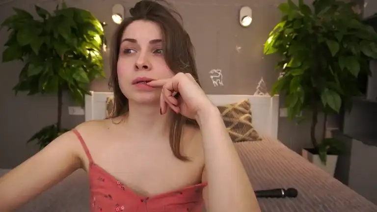 Nikolberry – [Streamate] Webcam Model Porn Live Chat Natural – 2025-12-24 19:37:54
