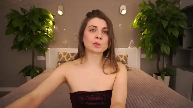 Nikolberry – [Streamate] Busty First Time Awesome – 2026-04-05 23:34:40