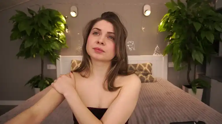Nikolberry – [Streamate] Gorgeous Cam Show Closeup – 2026-03-10 11:29:09