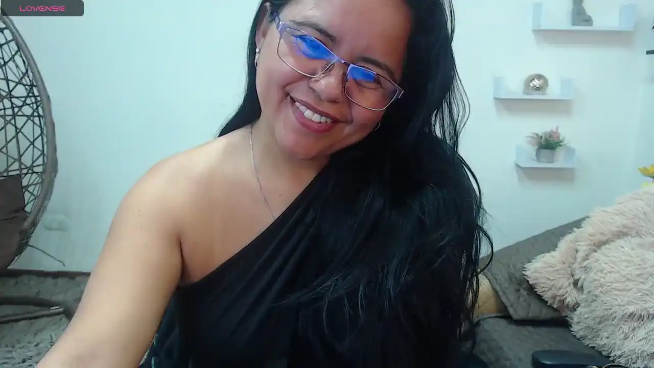 Kendra-mamba – [Amateur.tv] Web Model Young Slut Spy – 2025-05-25 05:56:48