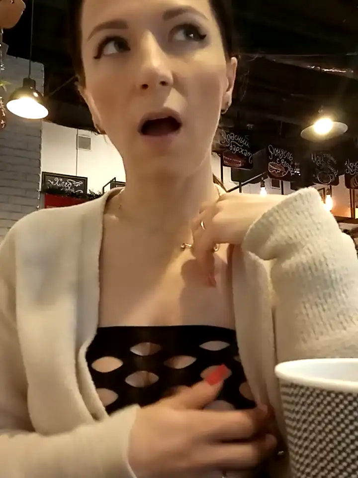 Brilliant-queen1 – [Stripchat] First Time Cute Webcam Girl Sex Toys – 2025-10-10 22:50:07