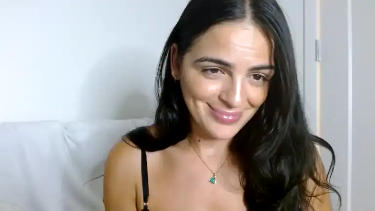 Missjessij – [Streamate] Hot Babe Strips Mom Dream Girl – 2025-03-08 11:39:39
