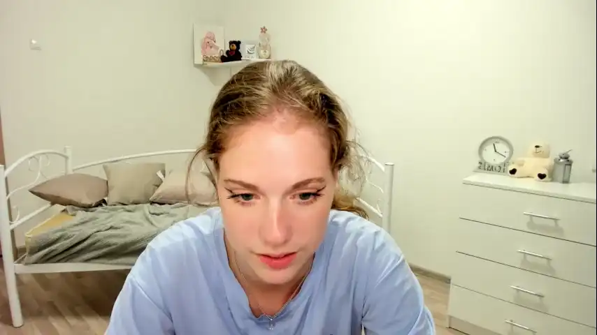 Jul_jul_jul – [Chaturbate] Amateur Erotic Friendly – 2025-04-28 20:11:44
