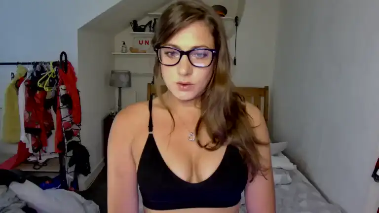 Nortynorthener – [Streamate] Sexcam Domi Hidden Show – 2025-11-12 11:13:42