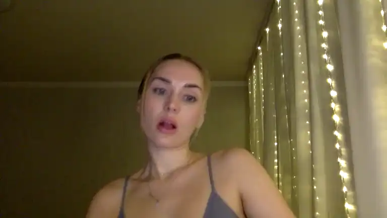 Tina_a – [Streamate] Friendly Horny Stream Record – 2025-12-31 07:21:04