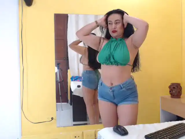 Sophiemayer – [Xlovecam] Webcamsex Playing On Live Webcam Sexy Girl – 2025-09-28 14:00:11