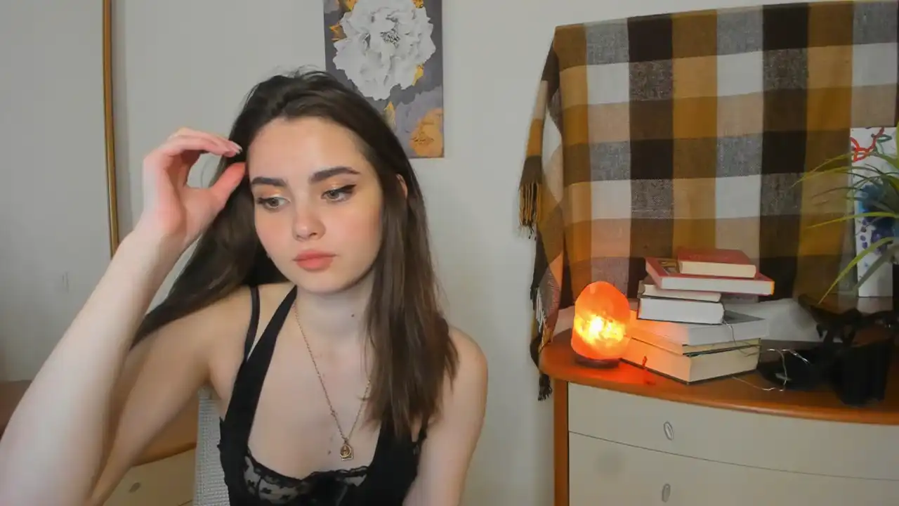 Carmenmoore – [Stripchat] Stream Record Shaved Interactive Toy – 2025-11-12 02:54:24