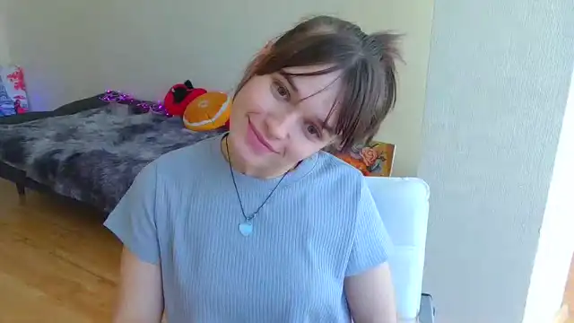 Herliossa – [Xlovecam] Fingering Webcam Goddes Nora – 2026-02-02 02:04:57