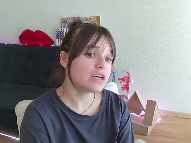 Herliossa – [Xlovecam] Doggy Wonderful Naked – 2025-12-08 15:05:53