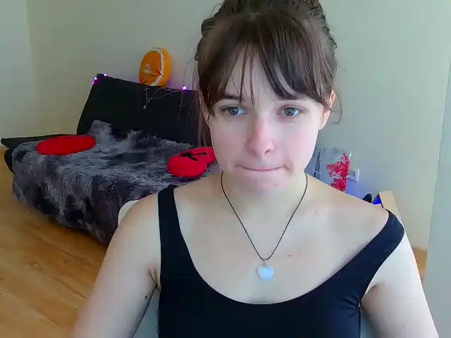 Herliossa – [Xlovecam] Hot Show Live Show Pretty Cam Model – 2025-10-05 07:49:29