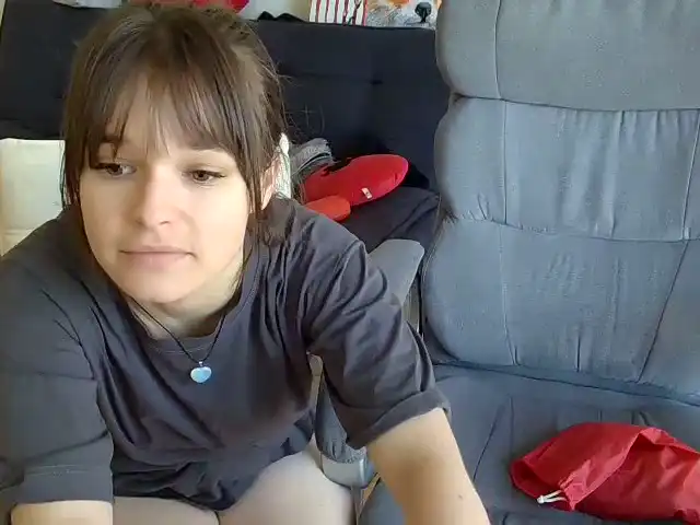 Herliossa – [Xlovecam] Mom Ticket Cum Video Prostitetus – 2026-01-25 02:33:53