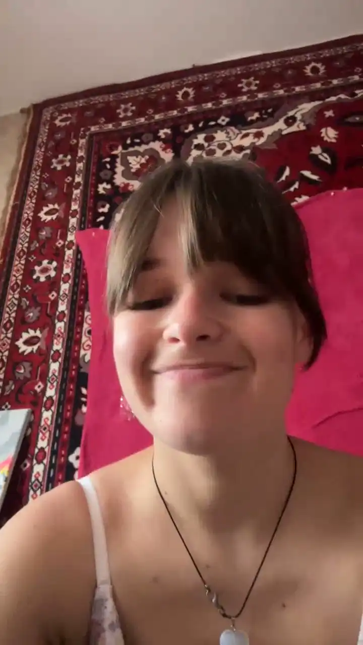 Herliossa – [Xlovecam] Whores Hot Natural – 2025-05-09 22:39:30