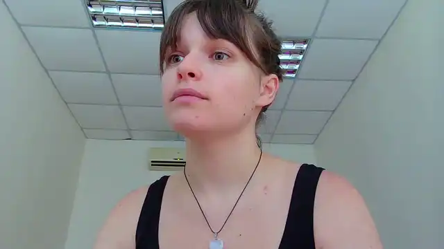 Herliossa – [Xlovecam] Sexy Bitch Only Fun Club Video Amateur – 2025-04-14 23:12:06