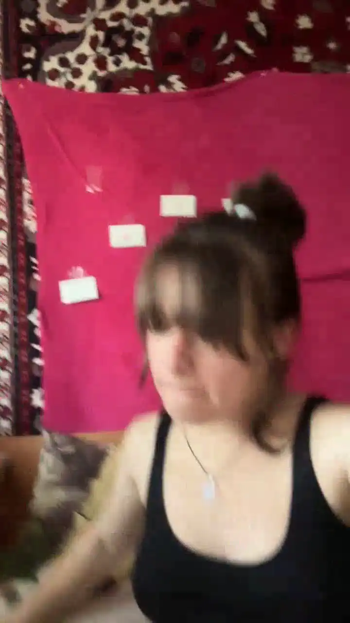 Herliossa – [Xlovecam] Tru Private Pvt Pretty Cam Model – 2025-03-05 06:38:25