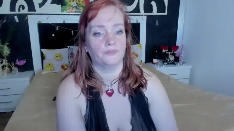 Sinfultitsdd – [Streamate] Domi Teases Web Model – 2025-11-12 19:11:47