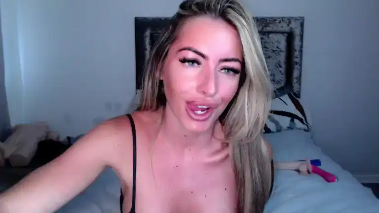Chelseablack – [Streamate] Roleplay Amateur Horny – 2025-08-08 03:04:31