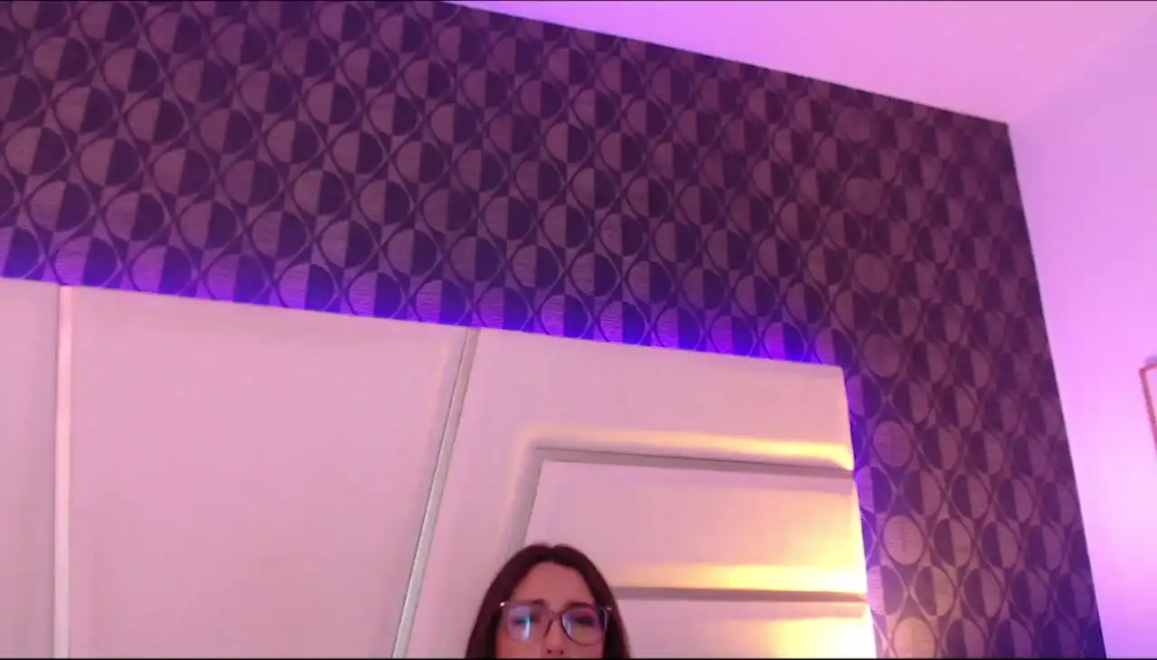Miareed – [Xlovecam] Natural Body College Girl Camera – 2026-07-25 13:03:36