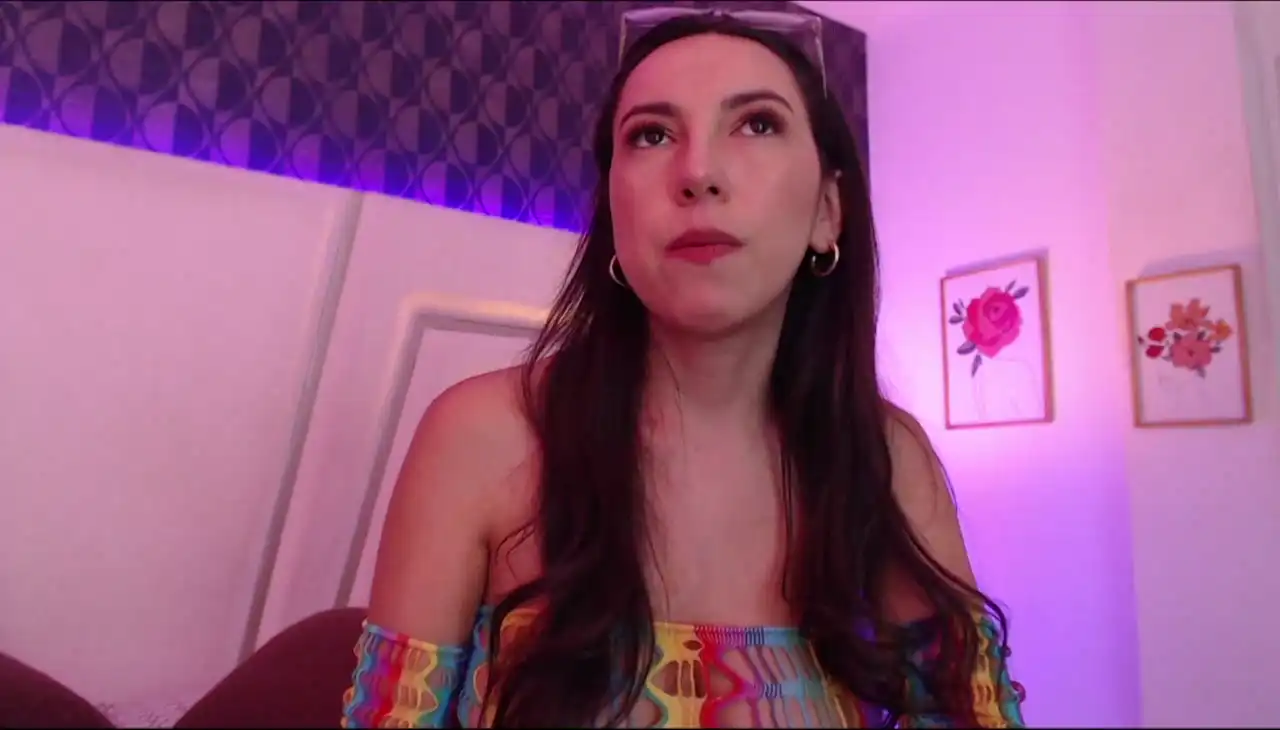 Miareed – [Xlovecam] Privat Zapisi Lovely Amateur Masturbation – 2025-08-24 14:25:15