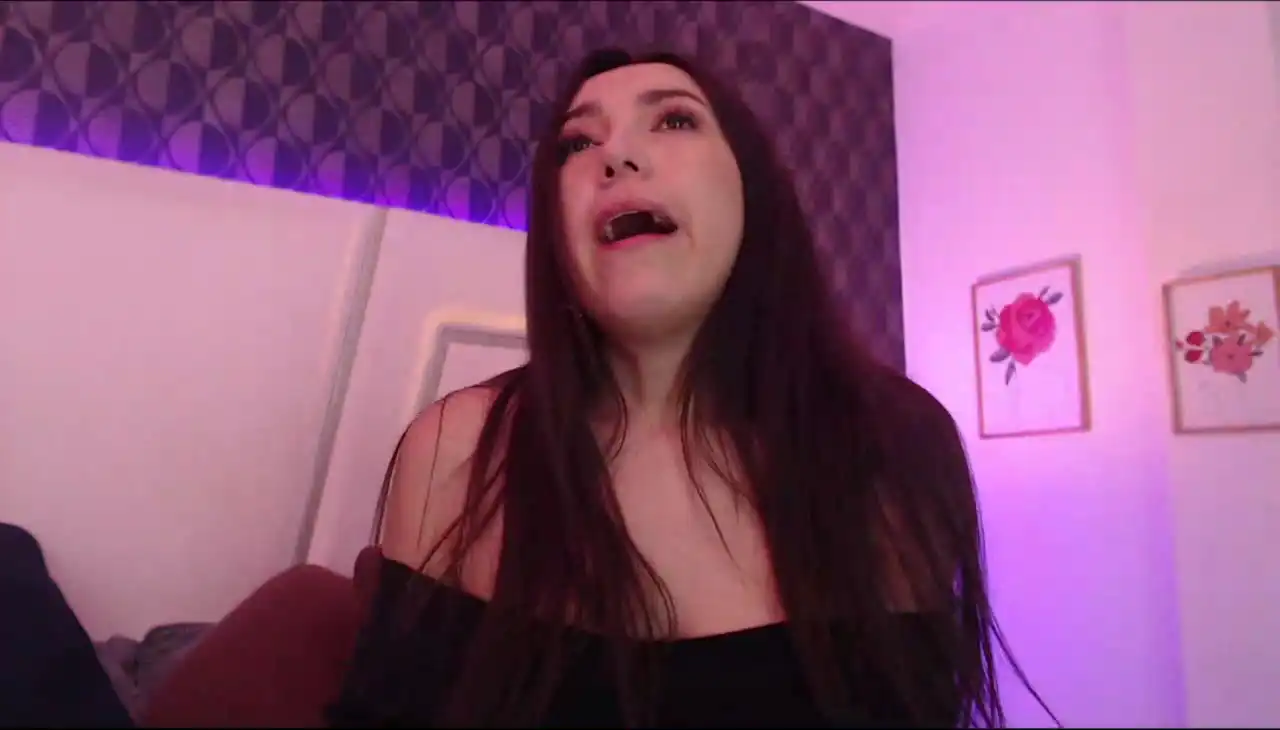 Miareed – [Xlovecam] New Video Crazy Goal Nice – 2026-02-09 18:37:54