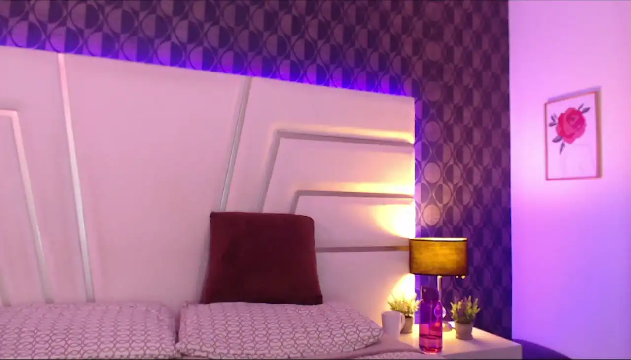 Miareed – [Xlovecam] Webcam Recording Webcam Chat Obmihod – 2025-04-15 02:49:19