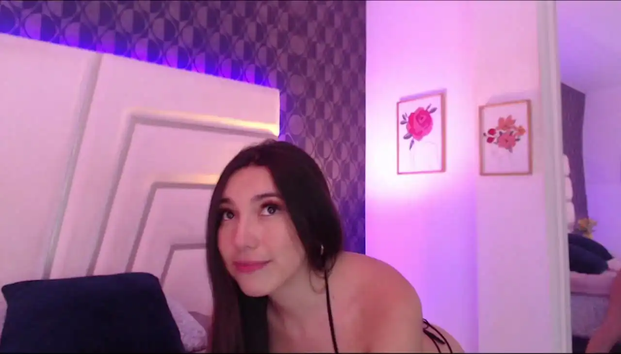 Miareed – [Xlovecam] Best Lesbian Super – 2025-06-24 12:09:03