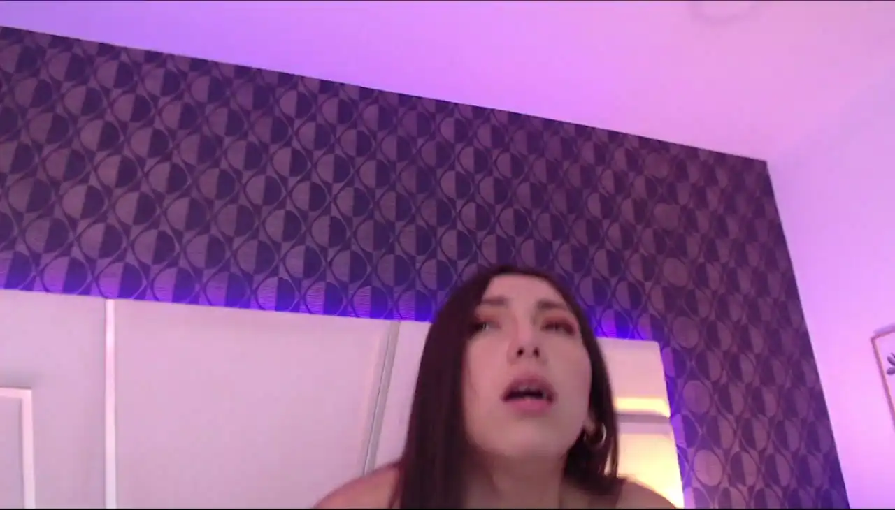 Miareed – [Xlovecam] Shaved Porn Ass – 2026-01-30 14:18:46