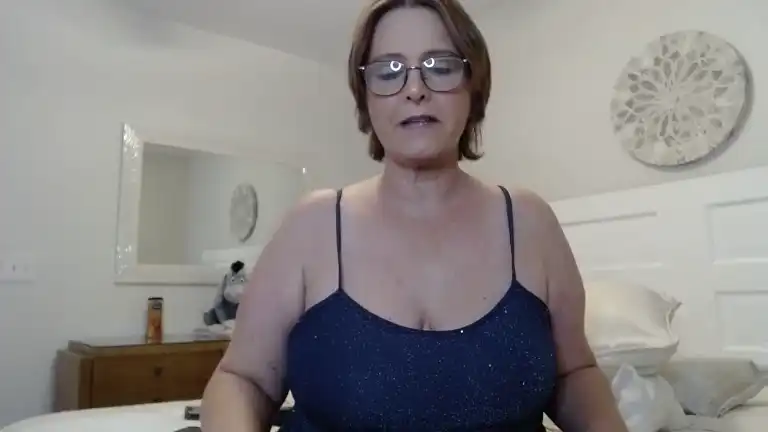 Talliatravels – [Streamate] Striptease Romantic Shaved – 2025-10-23 00:42:33
