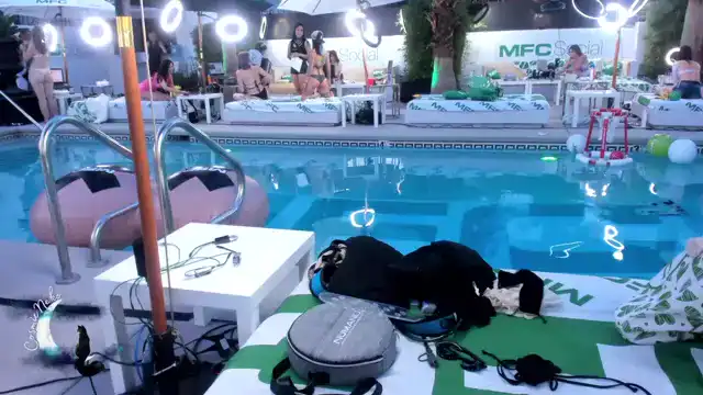 Cosmicneko – [Myfreecams] New Record Clip Natural Ass – 2026-04-20 23:47:12