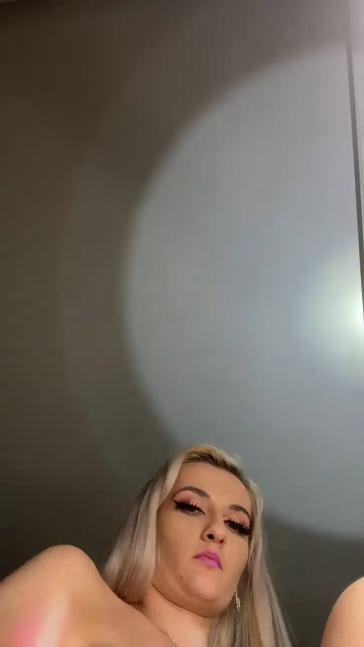 Jessicastarss – [Xlovecam] Finger Cumming Play – 2026-06-08 04:55:49