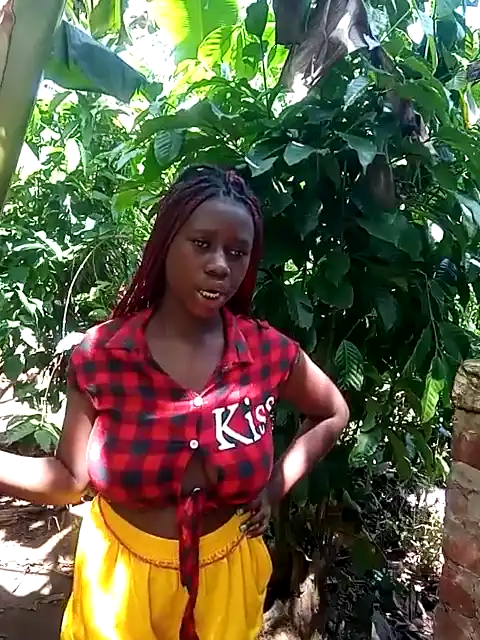 Black_juicy24 – [Stripchat] Natural Body Flashing Ass Private Video – 2026-02-23 21:55:06