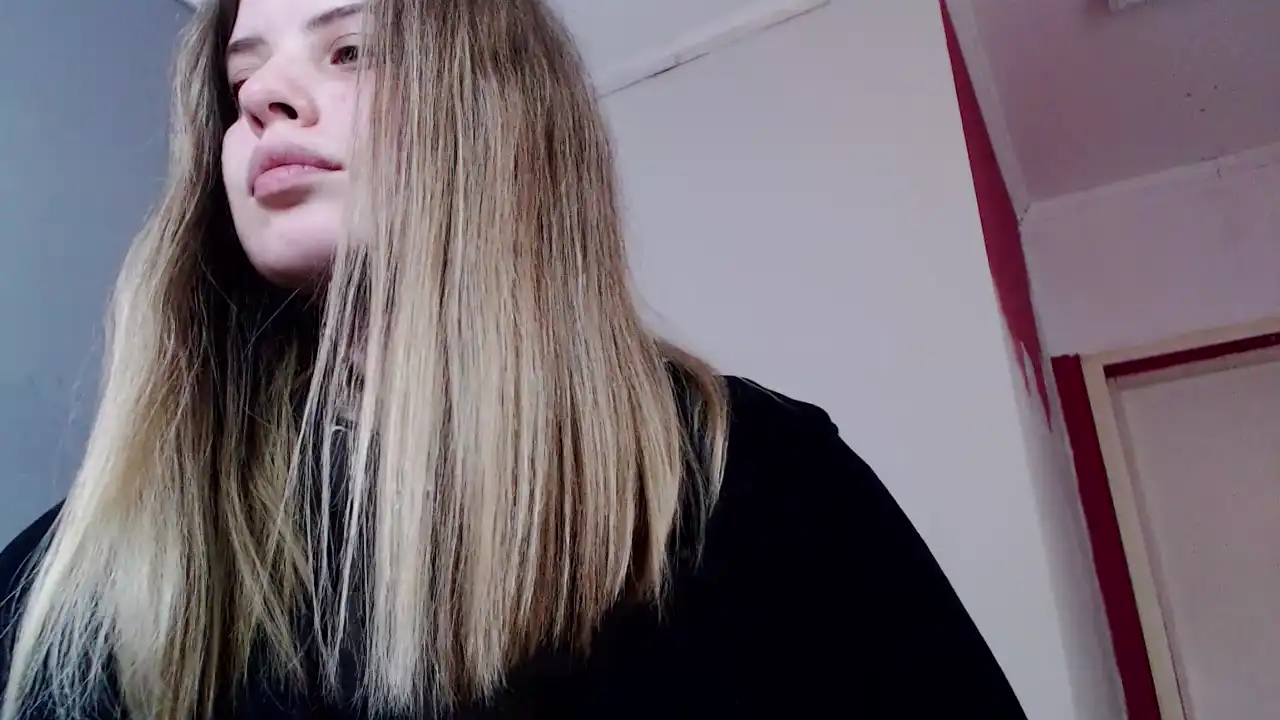 Prysuaa_ – [Showup] Awesome Live Cams Lesbian – 2026-05-05 21:11:17