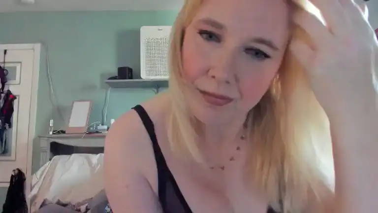 Annaxxx – [Streamate] Home Alone Camwhores Oral – 2026-01-24 02:05:42