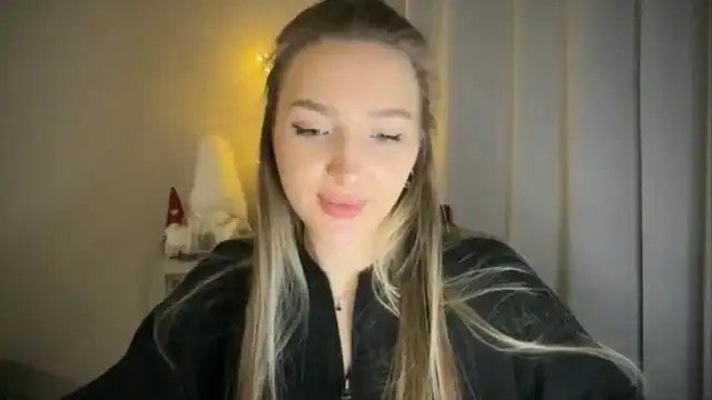 My_diana – [Myfreecams] Ride Fucks Herself Nymph – 2025-09-30 11:21:48