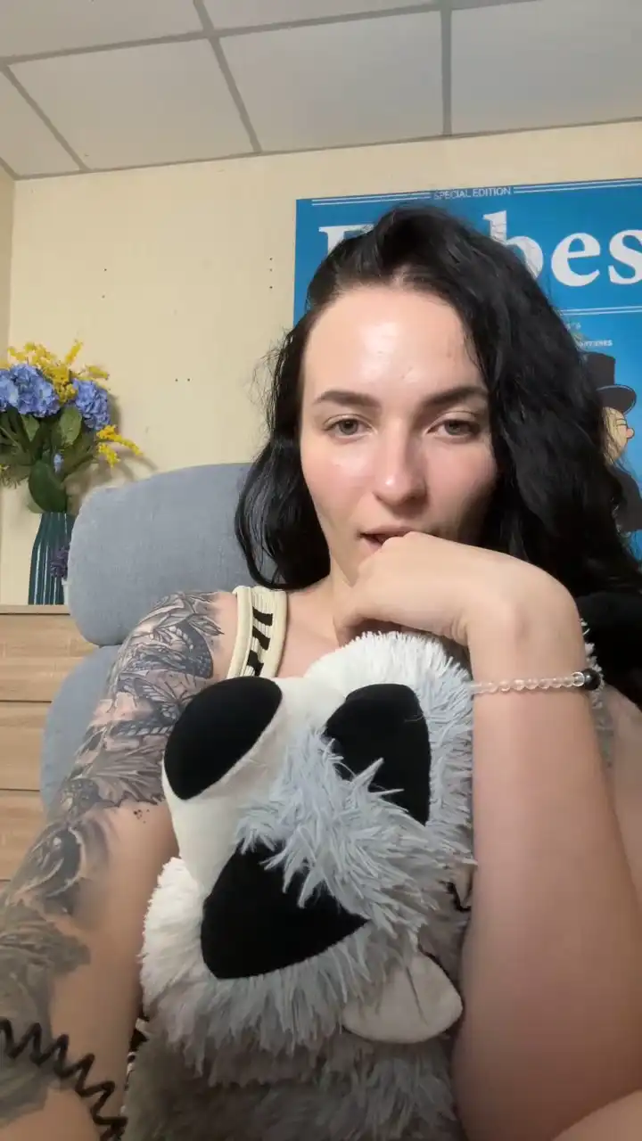 Doucealla – [Xlovecam] Sexy Bitch Role-play Nymph – 2026-01-05 23:47:53