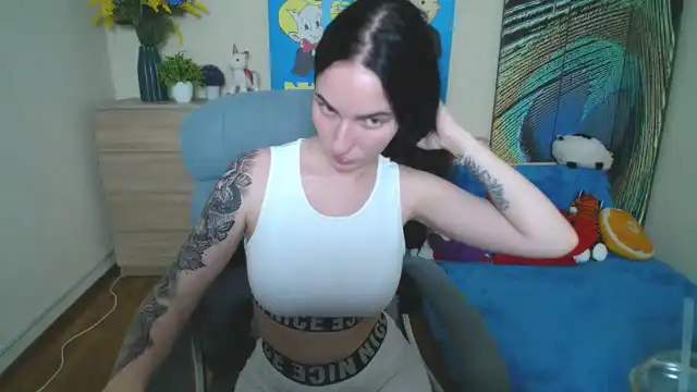 Doucealla – [Xlovecam] Cam Show Hidden Licking – 2025-08-02 08:20:14
