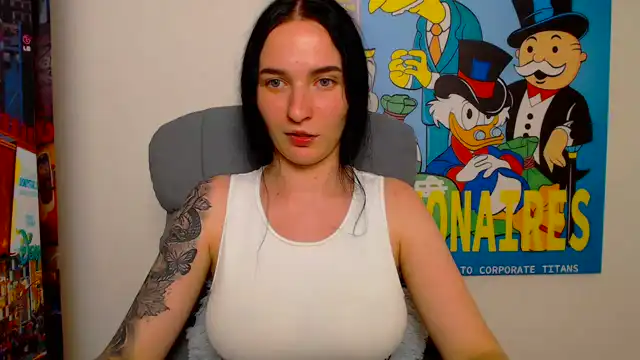Doucealla – [Xlovecam] Cumming Lesbian First Time – 2026-05-12 02:05:56