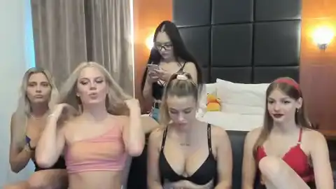 The-live-house-girls – [Flirt4free] Shaved Chat Nice – 2025-09-09 00:30:08