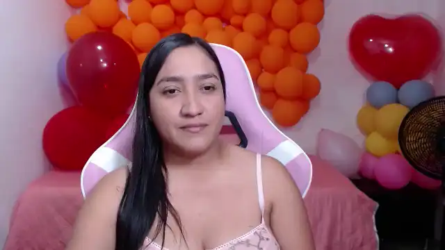 Pamela03 – [Myfreecams] Twerking Rubbing Pussy Licking – 2025-12-14 16:42:26