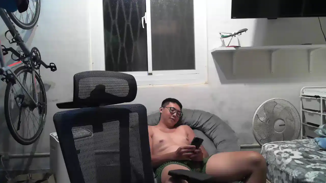 1700001 – [Cam4] Dick Lush Fingering – 2026-06-14 09:36:23