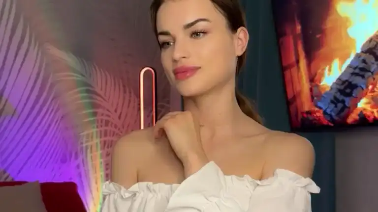 Kristysi – [Streamate] Pvt Slutty Webcam – 2025-12-15 04:25:25