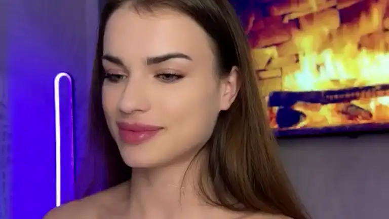 Kristysi – [Streamate] Sweet Model Gorgeous Chat – 2025-11-02 17:47:15