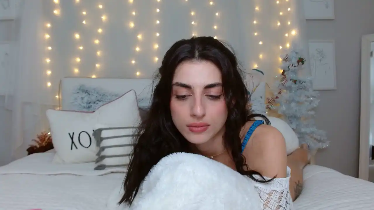 Gigi-belle – [Flirt4free] Awesome Beauty Cam Show – 2025-12-28 02:08:49