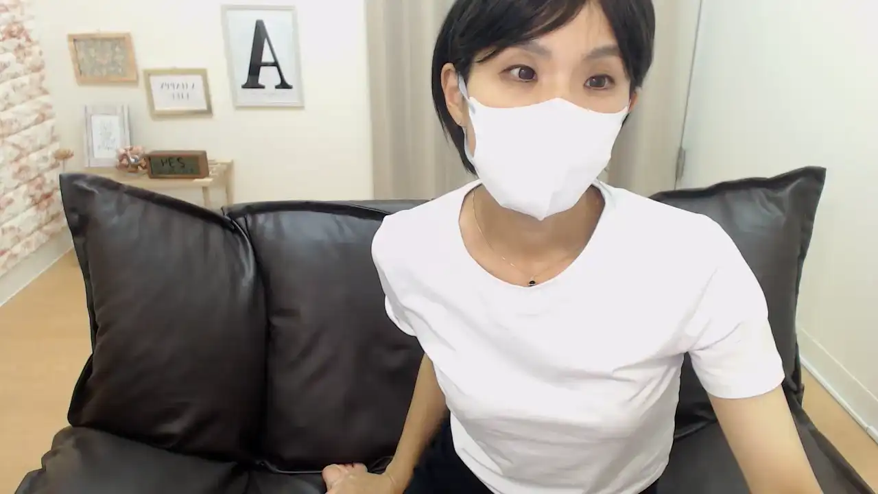 Reonaxsx – [Sakuralive] Pvt Pretty Face Camwhores – 2026-06-25 23:12:53