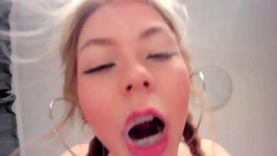 Alicevice – [Manyvids Live] Wet Fun Playful – 2026-05-14 12:38:21