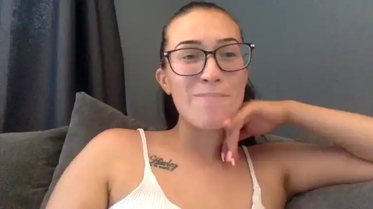 Lighteyedbeauty – [Streamate] Webcam Goddes Art Party – 2025-10-16 12:59:24